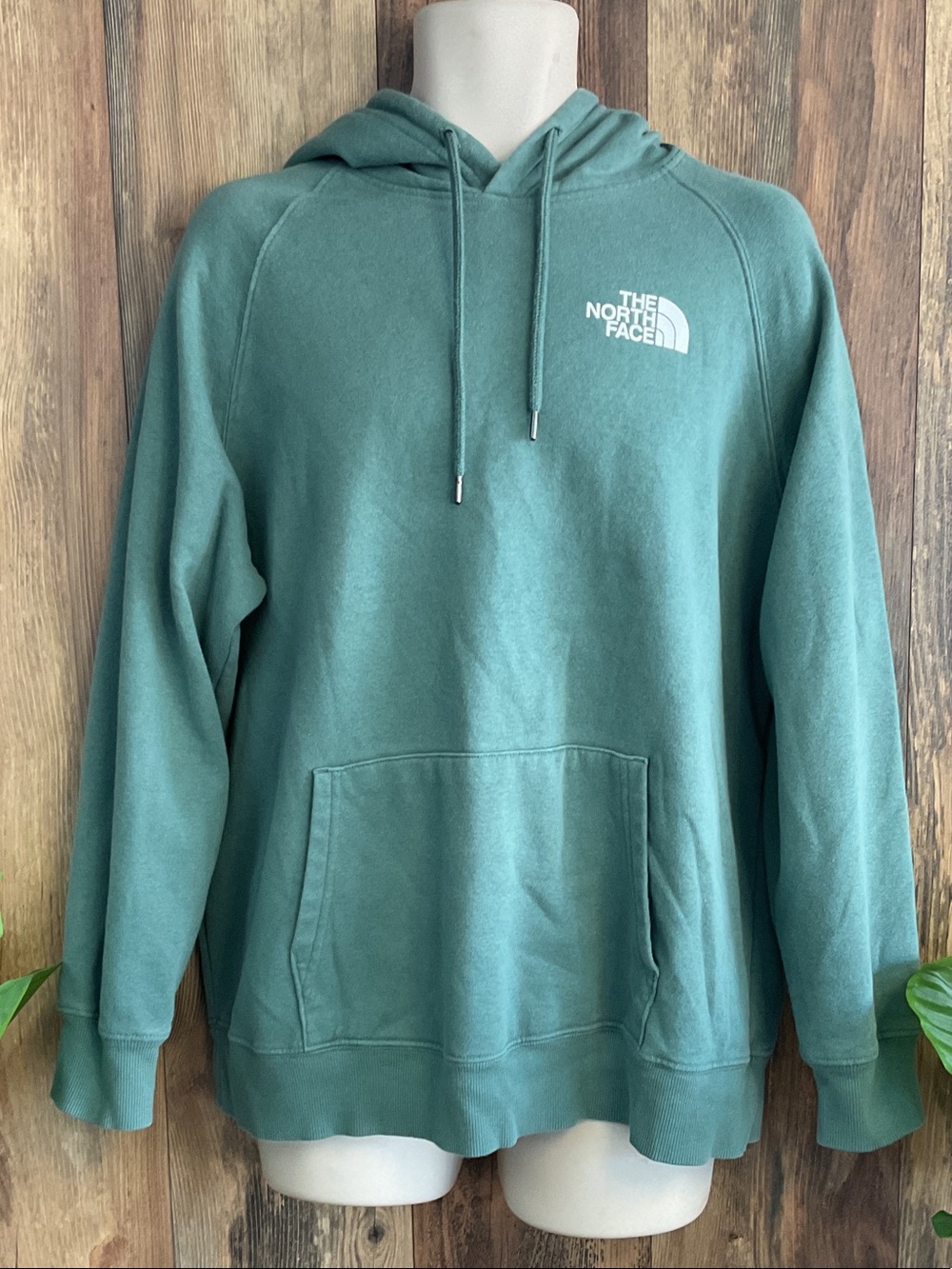The North Face Pullover Hoodie XL         247B